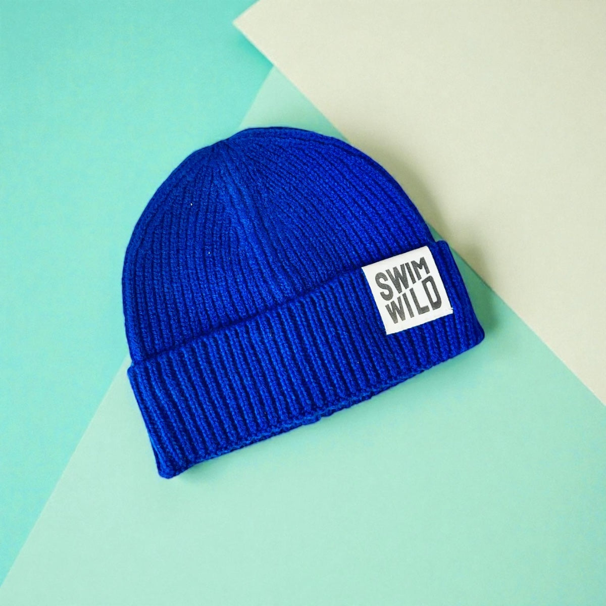Chunky Knitted hat / Bright Blue