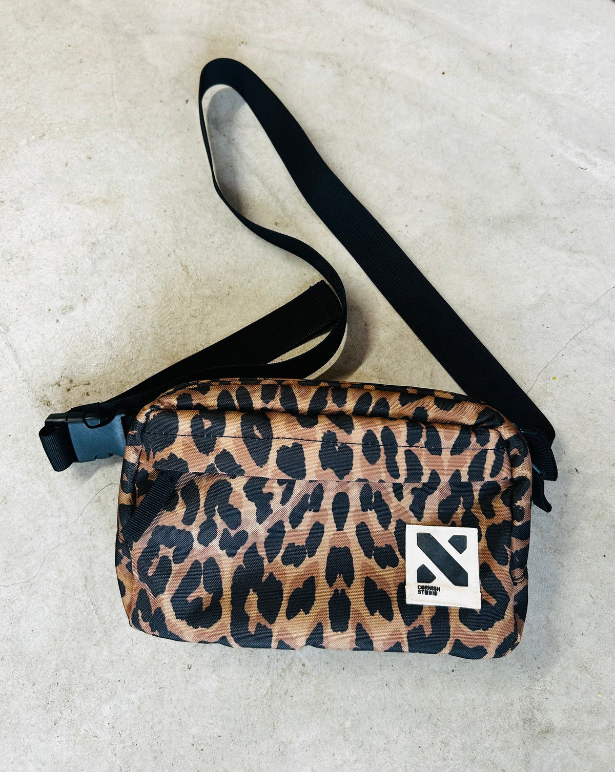 Leopard Adventure sling