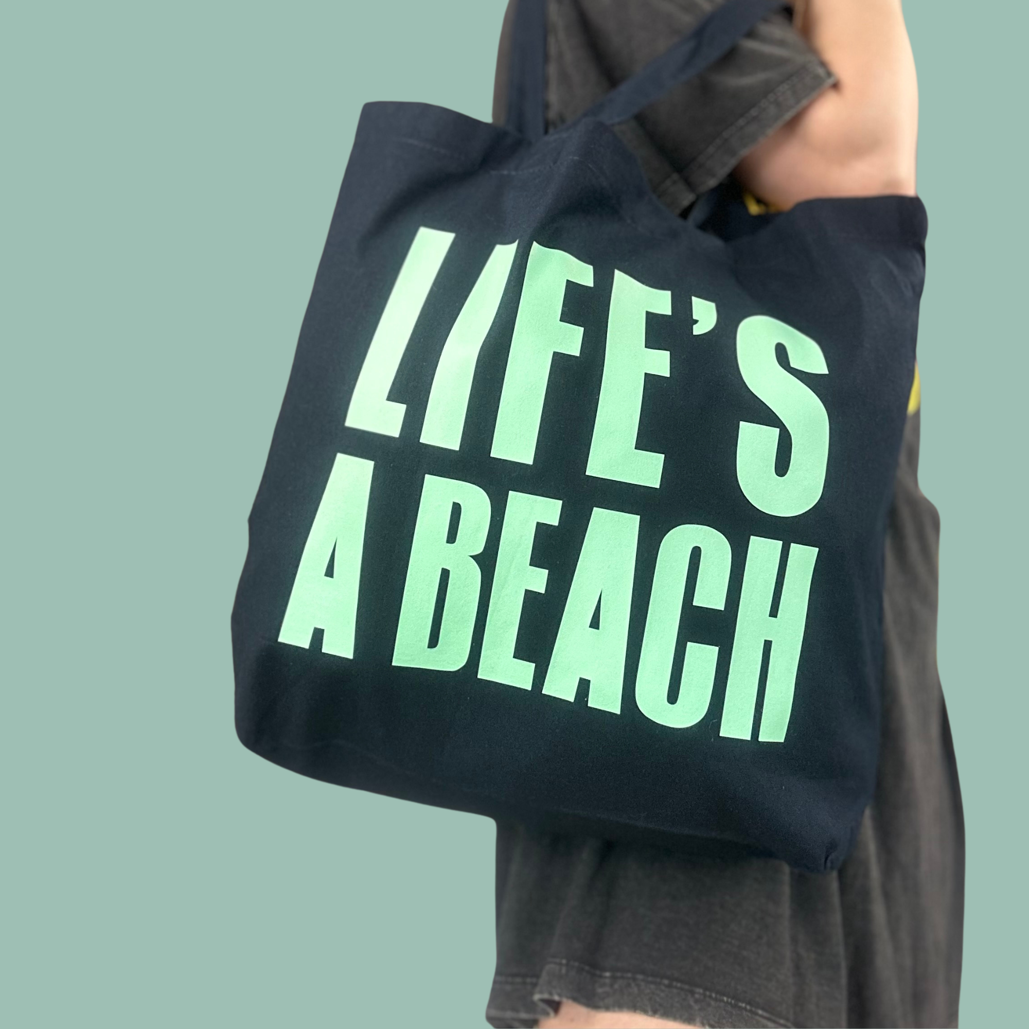 Life’s a beach tote - Navy/Mint