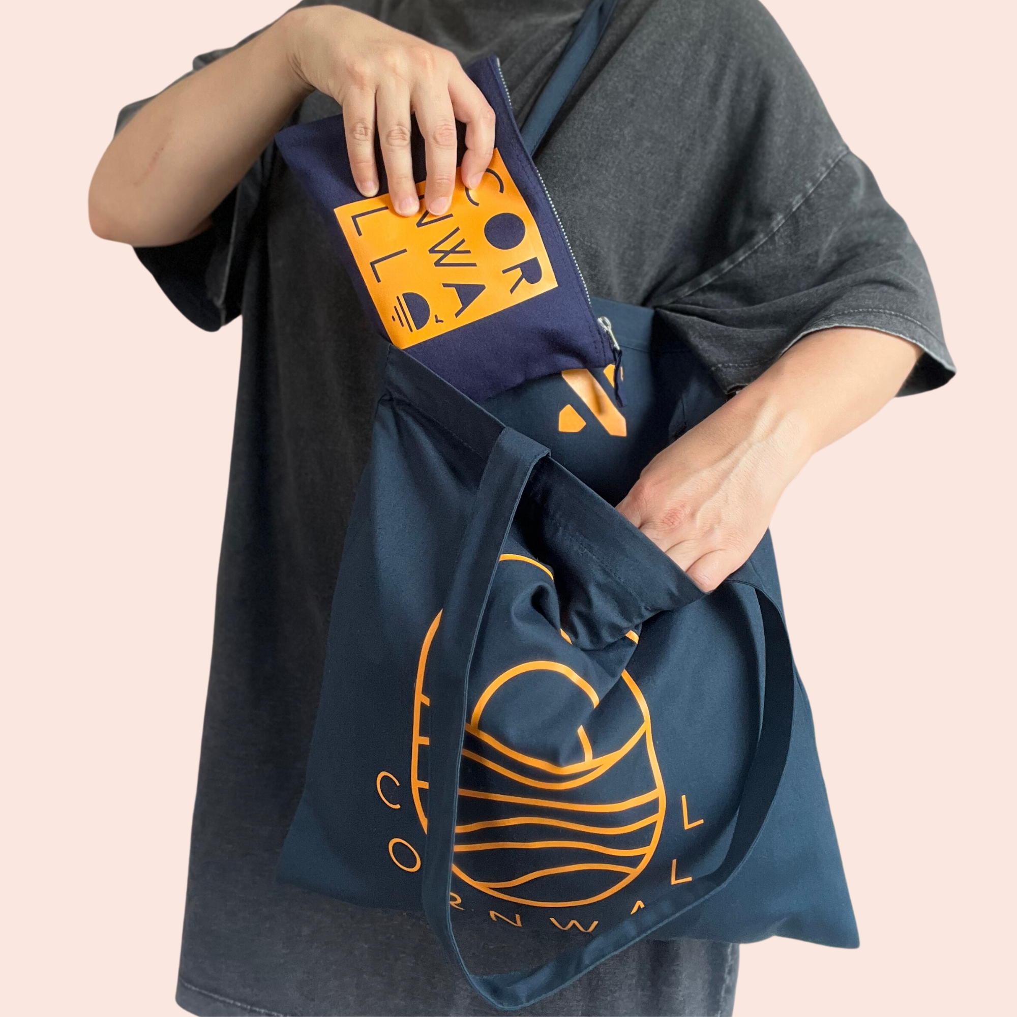 Cornwall Oval Tote