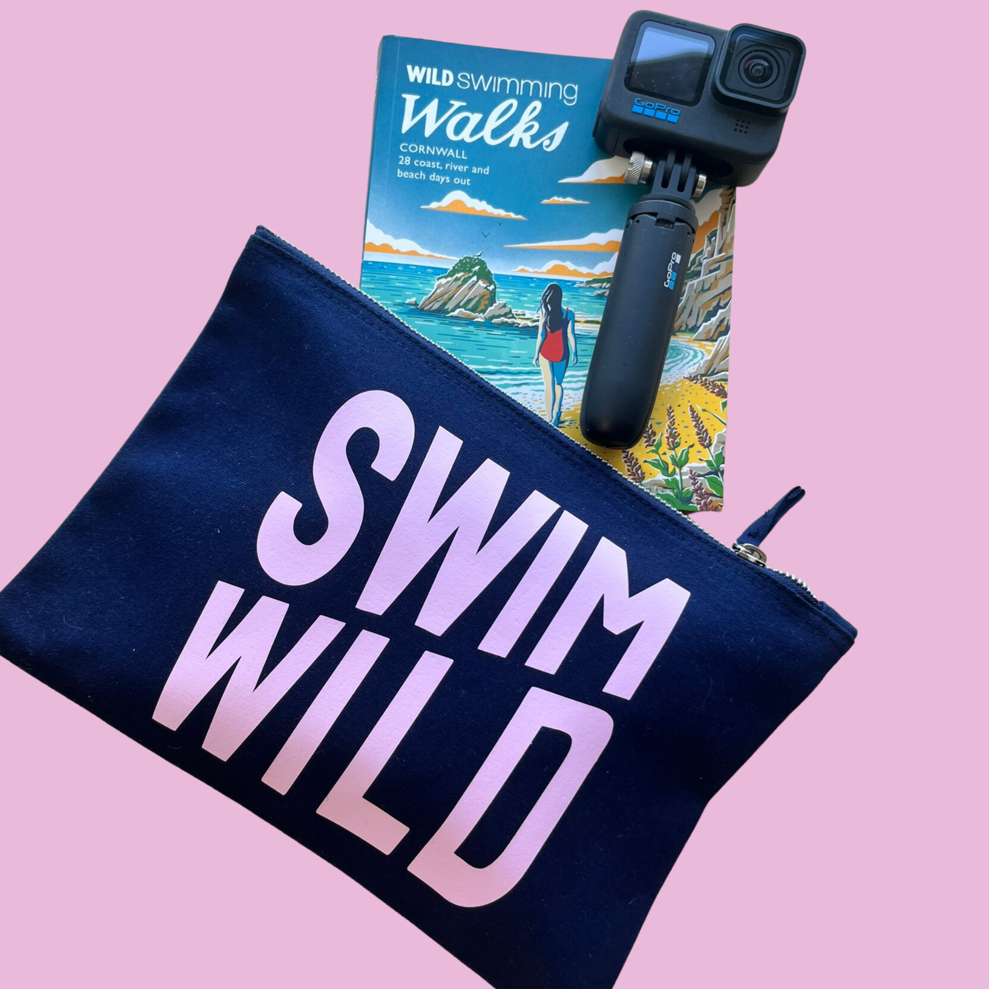 Swim Wild ZIP Bag | Navy / Pink