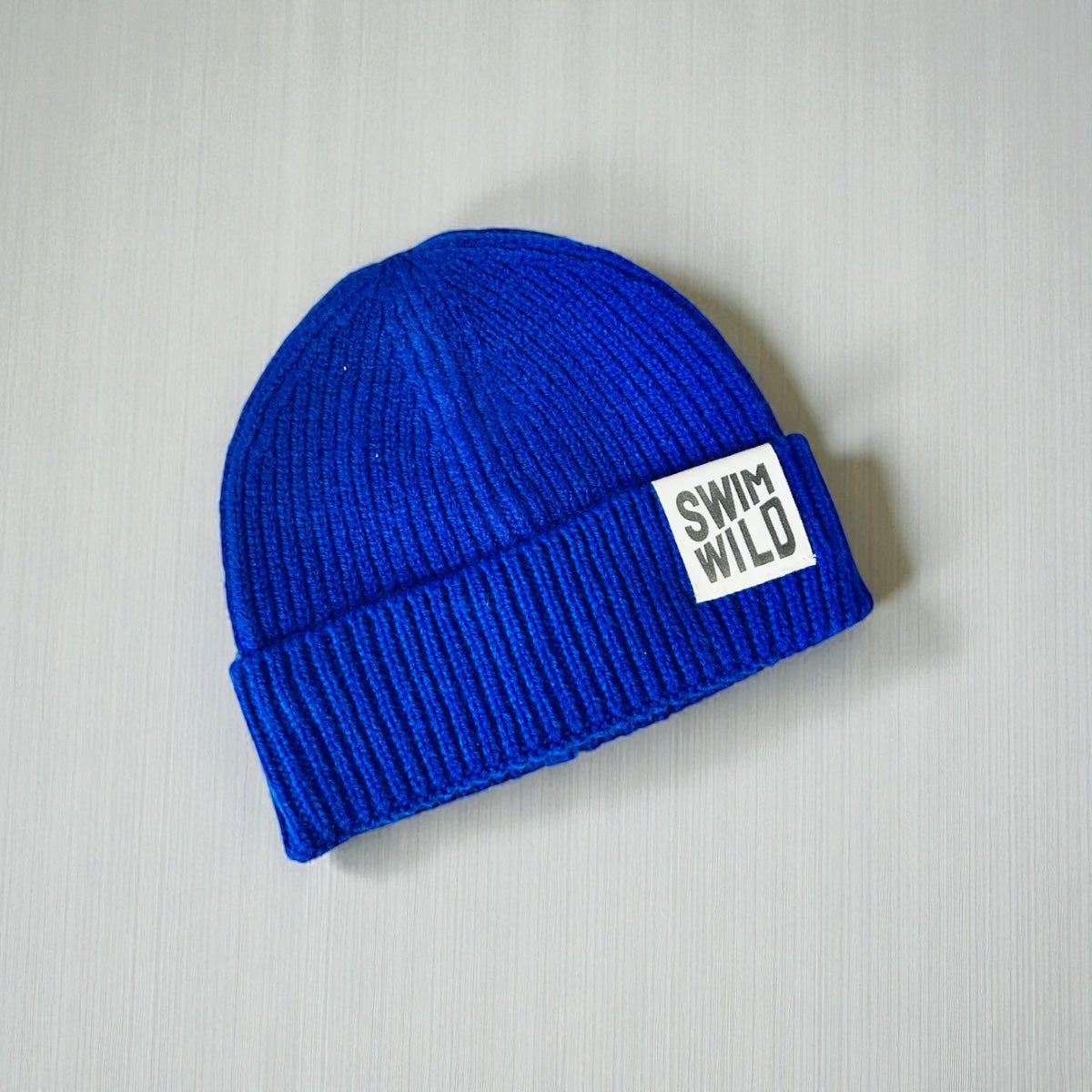 Chunky Knitted hat / Bright Blue