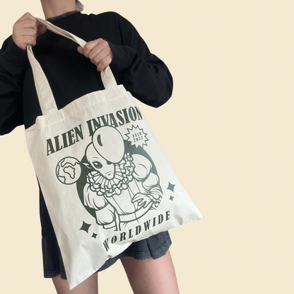 Alien Invasion Tote  - Natural/Khaki